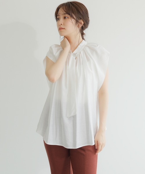 LADYMADE（レディメイド）の「2WAYギャザーボウタイブラウス（シャツ/ブラウス・レディース・オフホワイト/ブルー/モカ/ブラック・FREE）」の7枚目の写真