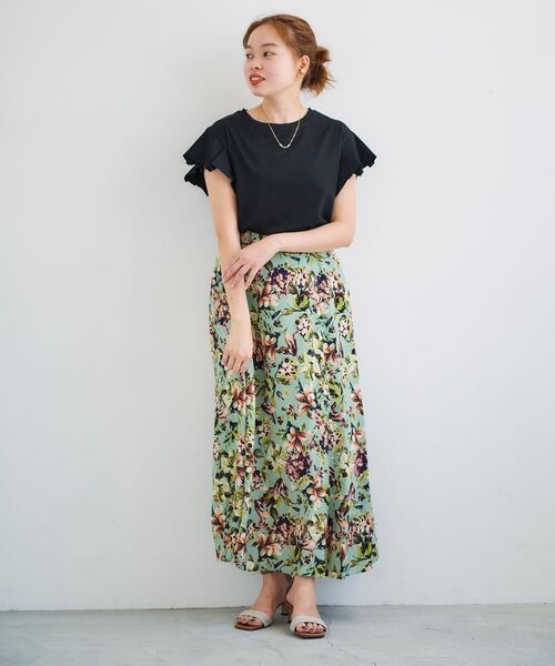 le.coeur blanc（ルクールブラン）の「IPEKER アートフラワーフレアスカート（スカート・レディース・グリーン系その他/ホワイト系その他2・38/36）」の7枚目の写真