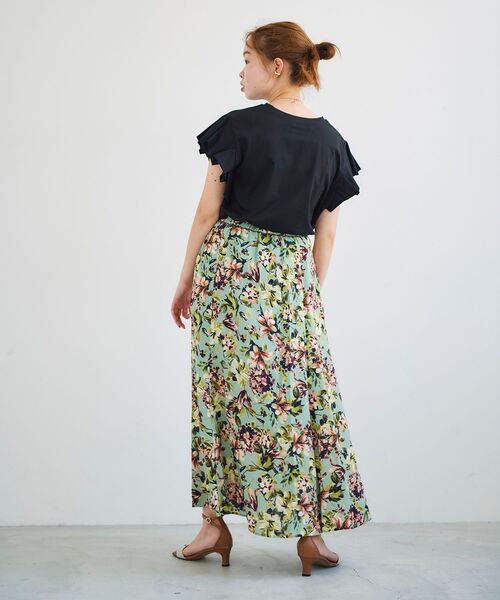 le.coeur blanc（ルクールブラン）の「IPEKER アートフラワーフレアスカート（スカート・レディース・グリーン系その他/ホワイト系その他2・38/36）」の8枚目の写真