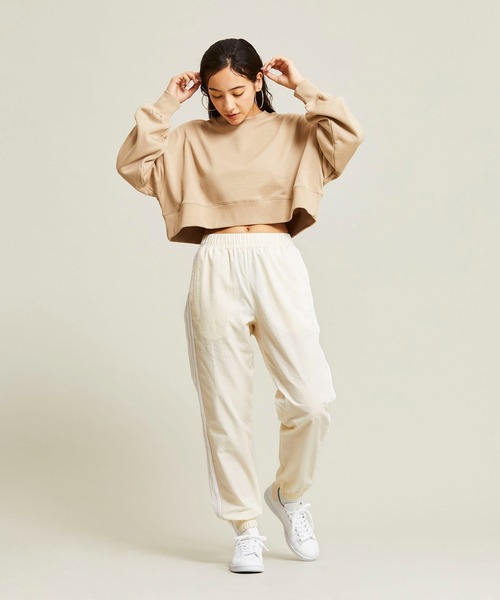 adidas（アディダス）の「アディカラー クラシックス ポプリン トラックパンツ（ジャージ） / アディダスオリジナルス（レディース）（スウェットパンツ・レディース・ホワイト・X-LARGE/X-SMALL/LARGE/SMALL/XX-LARGE/MEDIUM）」の9枚目の写真