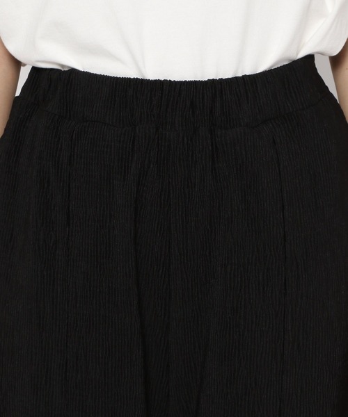 LOWRYS FARM（ローリーズファーム）の「ヨウリュウＦスリットパンツ　156681（その他パンツ・レディース・ブラック/ブラウン/ブルー/アイボリー・FREE/SHORT）」の16枚目の写真