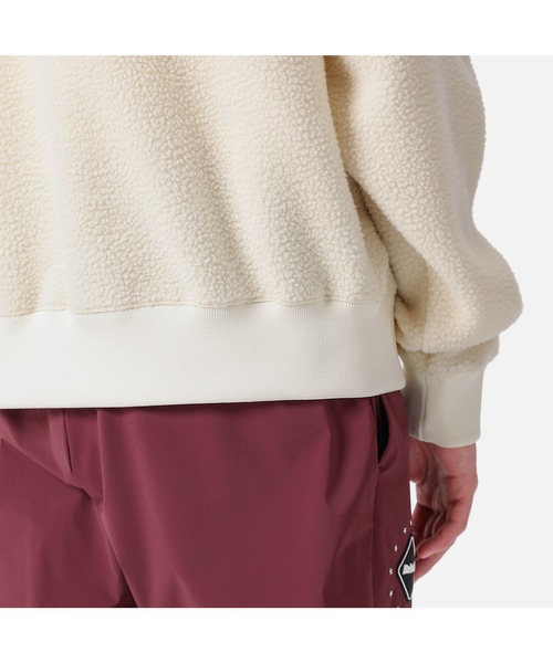 F.C.Real Bristol（エフシーレアルブリストル）の「BOA FLEECE BIG LOGO CREWNECK TOP（スウェット・メンズ・ライトブルー/ブラック/オフホワイト・SMALL/X-LARGE/LARGE/MEDIUM）」の5枚目の写真