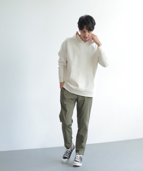 ikka(イッカ)の「【抗菌防臭/吸水速乾】セイケツダンボールプルパーカー【消臭】(パーカー・メンズ・チャコールグレー/ネイビー/オフホワイト/グリーン・S/M/L/XL)」の10枚目の写真