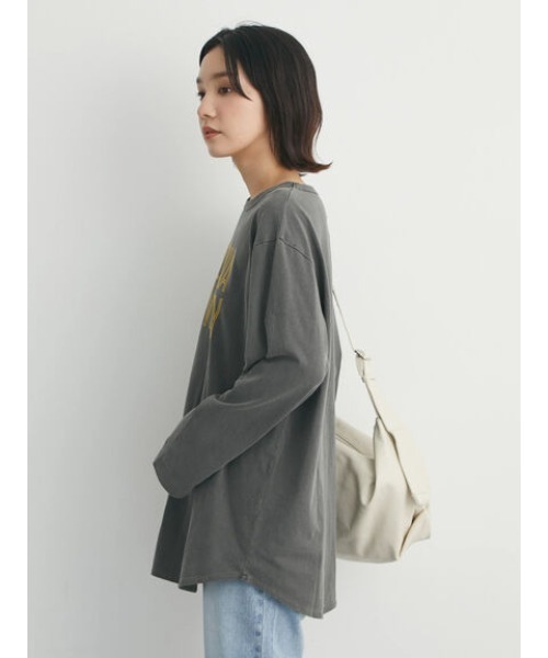 Green Parks(グリーンパークス)の「ピグメントロゴ裾ラウンドプルオーバー*(Tシャツ/カットソー・レディース・チャコールグレー/ブルー/グリーン・FREE)」の9枚目の写真