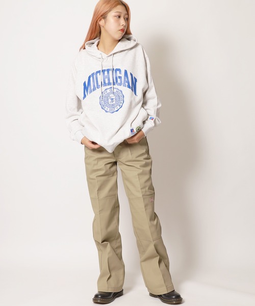 Russell Athletic（ラッセルアスレティック）の「Russell Athletic/ラッセルアスレティック University of Michigan Bookstore Sweat Hoodie フーディー（パーカー・メンズ・ネイビー/グレー/オフホワイト・XL/M/L）」の7枚目の写真