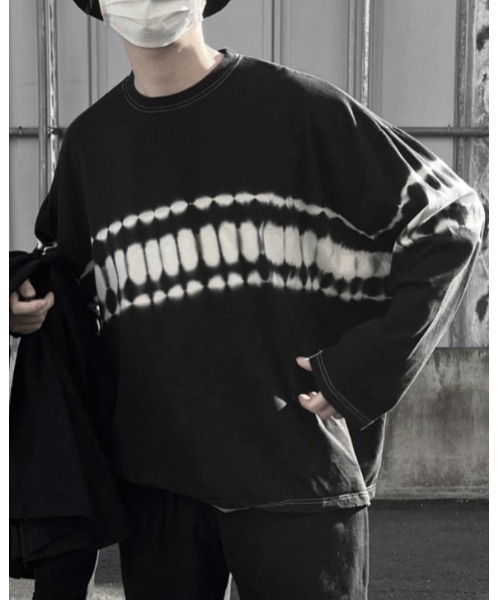 YACA（ヤーカ）の「Tie dye big silhouette shirt/タイダイビッグシルエットシャツ【unisex item】（Tシャツ/カットソー・レディース・ブラック/グレー・FREE）」の4枚目の写真