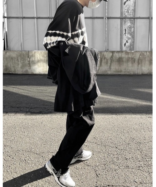 YACA（ヤーカ）の「Tie dye big silhouette shirt/タイダイビッグシルエットシャツ【unisex item】（Tシャツ/カットソー・レディース・ブラック/グレー・FREE）」の3枚目の写真