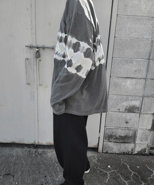 YACA（ヤーカ）の「Tie dye big silhouette shirt/タイダイビッグシルエットシャツ【unisex item】（Tシャツ/カットソー・レディース・ブラック/グレー・FREE）」の19枚目の写真