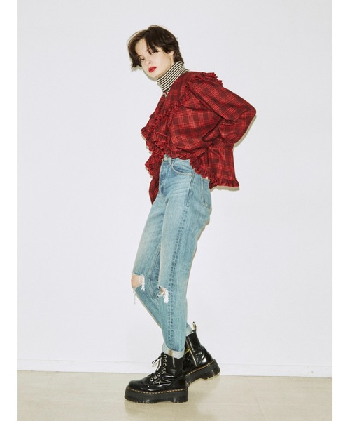 jouetie（ジュエティ）の「ラッフルフリルカラーブラウス（シャツ/ブラウス・レディース・ブラック/ブラウン/アイボリー/レッド・MEDIUM）」の7枚目の写真