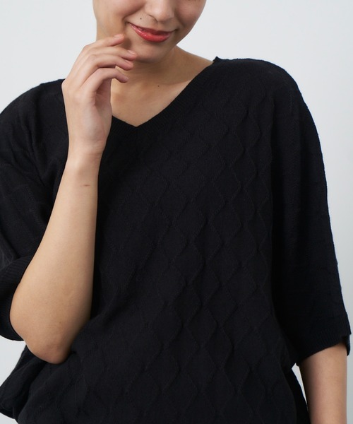 RANAN(ラナン)の「ダイヤ柄ドルマンニット(ニット/セーター・レディース・サックスブルー/ブラック/ベージュ・LL/M/L)」の4枚目の写真