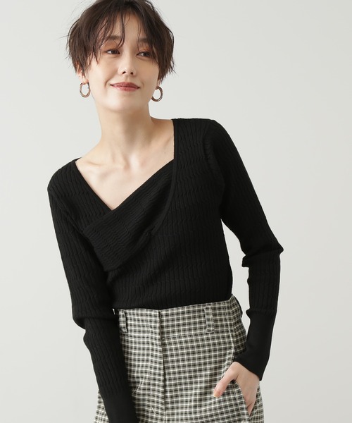 N.（N. Natural Beauty Basic）（エヌエヌナチュラルビューティーベーシック）の「◆ラップアウトニット（ニット/セーター・レディース・ブラック/レッド/ベージュ・MEDIUM）」の2枚目の写真