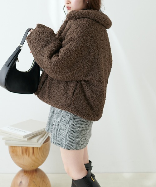 natural couture(ナチュラルクチュール)の「ぽわ袖ボアコート(その他アウター・レディース・ベージュ/ブラウン/ライトベージュ・FREE)」の4枚目の写真