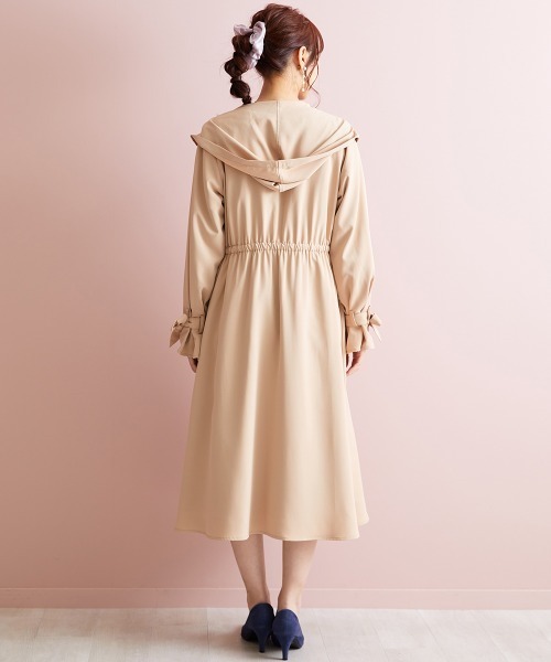 marun（マルン）の「＜大きいサイズ＞ ドロストフーディコート marun（その他アウター・レディース・ベージュ/ネイビー・L/LL/3L/4L/5L）」の14枚目の写真