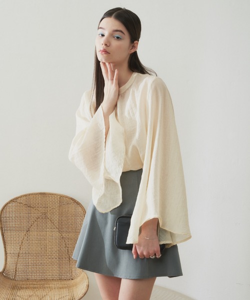 VANNIE U（ヴァニーユー）の「シアーフレアブラウス（シャツ/ブラウス・レディース・アイボリー/ブラック・FREE）」の3枚目の写真