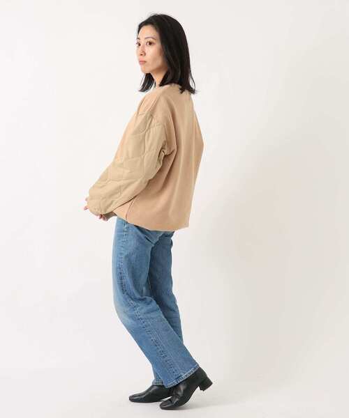 URBAN RESEARCH Sonny Label（アーバンリサーチサニーレーベル）の「袖キルティング切替スウェットプルオーバー（スウェット・メンズ・ベージュ/ブラック/グリーン・LARGE/MEDIUM）」の17枚目の写真