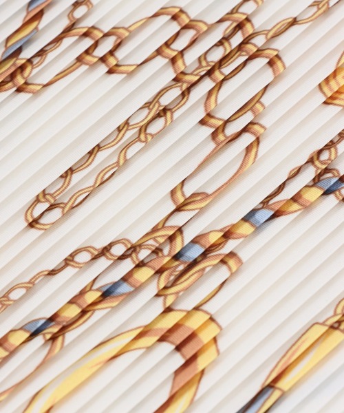 Honeys（ハニーズ）の「プリーツスカーフ（バンダナ/スカーフ・レディース・ネイビー系/ダークブルー/ブラック系その他/ベージュ・FREE）」の12枚目の写真