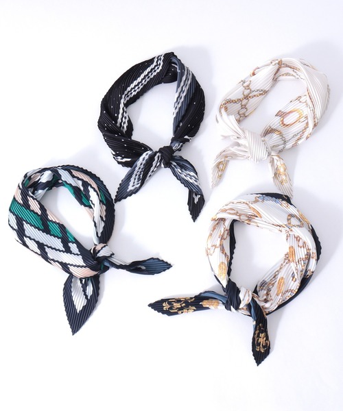 Honeys（ハニーズ）の「プリーツスカーフ（バンダナ/スカーフ・レディース・ネイビー系/ダークブルー/ブラック系その他/ベージュ・FREE）」の14枚目の写真