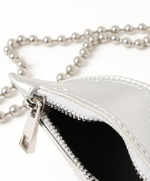 EMODA（エモダ）の「ショルダーバッグ（ショルダーバッグ・レディース・ベージュ・-）」の2枚目の写真