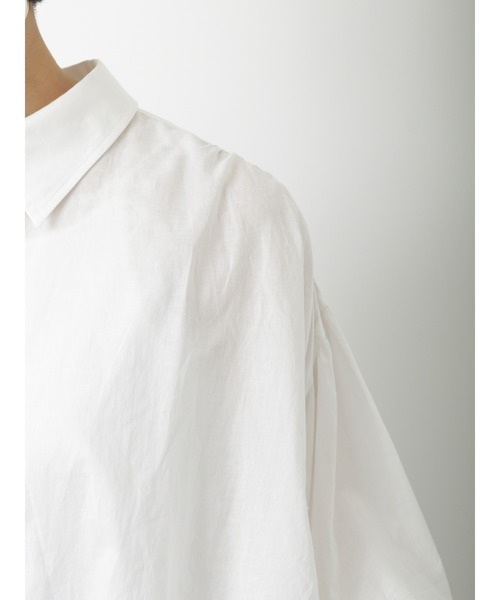 Lugnoncure（ルノンキュール）の「ボリューム袖ブラウス（シャツ/ブラウス・レディース・オフホワイト/カーキ/ネイビー・ﾌﾘ-）」の22枚目の写真