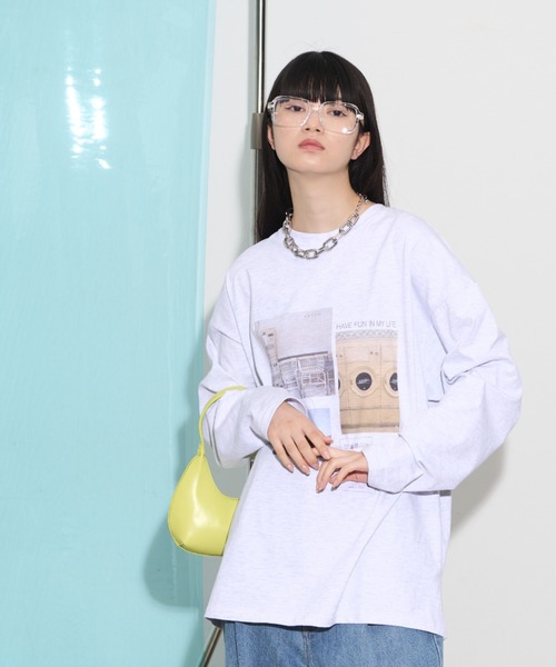 THE YOn（ザヨン）の「マルチフォトプリントロングスリーブTシャツ（Tシャツ/カットソー・レディース・グレー/チャコールグレー/オフホワイト・FREE）」の11枚目の写真