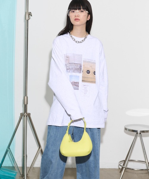THE YOn（ザヨン）の「マルチフォトプリントロングスリーブTシャツ（Tシャツ/カットソー・レディース・グレー/チャコールグレー/オフホワイト・FREE）」の15枚目の写真