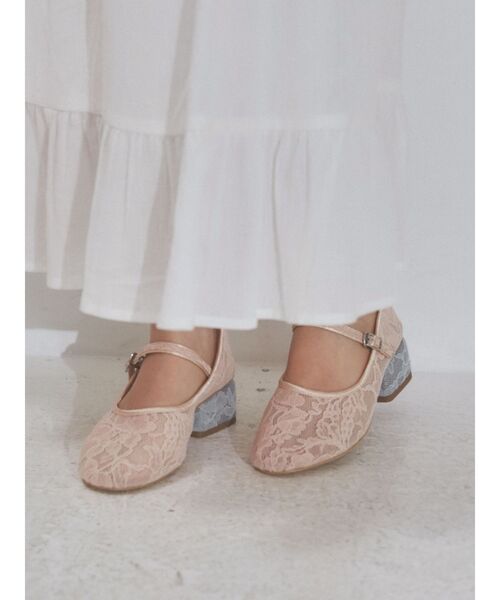 merry jenny（メリージェニー）の「バイカラーレースストラップシューズ（パンプス・レディース・ピンク/アイボリー・MEDIUM/LARGE）」の4枚目の写真