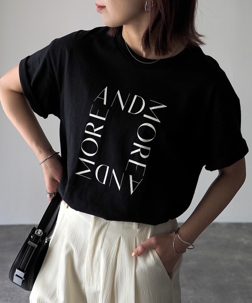 Riberry（リベリー）の「GILDAN スクエアロゴプリントT（Tシャツ/カットソー・レディース・ホワイト×ブラック/ブラック/ホワイト×シルバー・MEDIUM）」の7枚目の写真