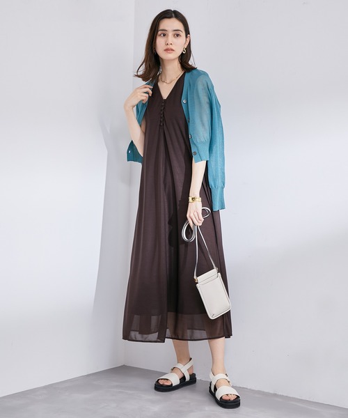 プラットフォームベルテッドサンダル