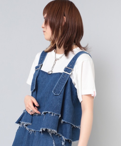 RNA（アールエヌエー）の「B2766 カットオフフレアキャミ