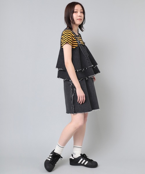 RNA（アールエヌエー）の「B2766 カットオフフレアキャミ（その他トップス・レディース・ライトインディゴブルー/ブラック・MEDIUM）」の15枚目の写真