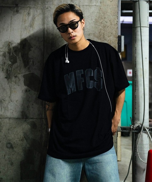MFC STORE(エムエフシーストア)の「MFC STORE MFC$ Arch Logo T-SHIRT(Tシャツ/カットソー・メンズ・ブラック/ホワイト/ゴールド/イエロー/グリーン/アッシュ・S/M/L/XL/XXL)」の4枚目の写真