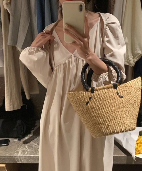 Jewelobe(ジュエローブ)の「ショートボレロ×キャミワンピ セットアップ(セットアップ・レディース・アイボリー/ブラック・FREE)」の6枚目の写真