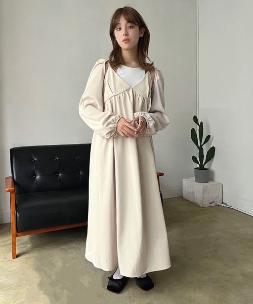 Jewelobe(ジュエローブ)の「ショートボレロ×キャミワンピ セットアップ(セットアップ・レディース・アイボリー/ブラック・FREE)」の17枚目の写真
