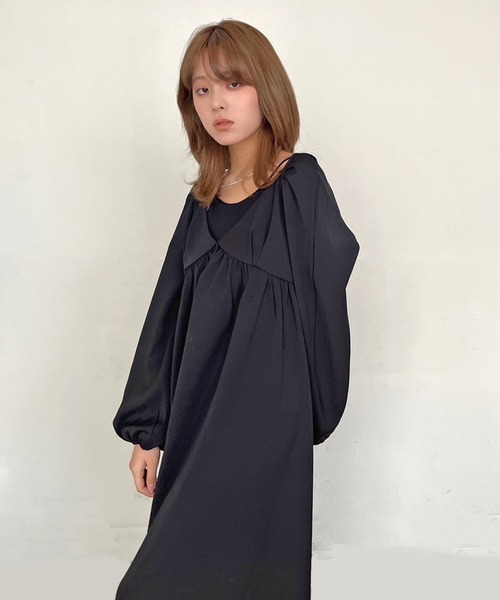 Jewelobe(ジュエローブ)の「ショートボレロ×キャミワンピ セットアップ(セットアップ・レディース・アイボリー/ブラック・FREE)」の11枚目の写真