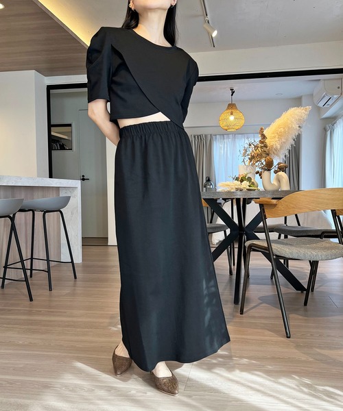 Jewelobe（ジュエローブ）の「カシュクールヘムクロップドトップス×スカート セットアップ（セットアップ・レディース・ベージュ/杢グレー/ブラック・FREE）」の18枚目の写真
