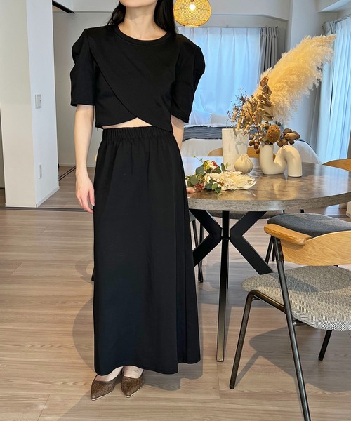 Jewelobe（ジュエローブ）の「カシュクールヘムクロップドトップス×スカート セットアップ（セットアップ・レディース・ベージュ/杢グレー/ブラック・FREE）」の19枚目の写真