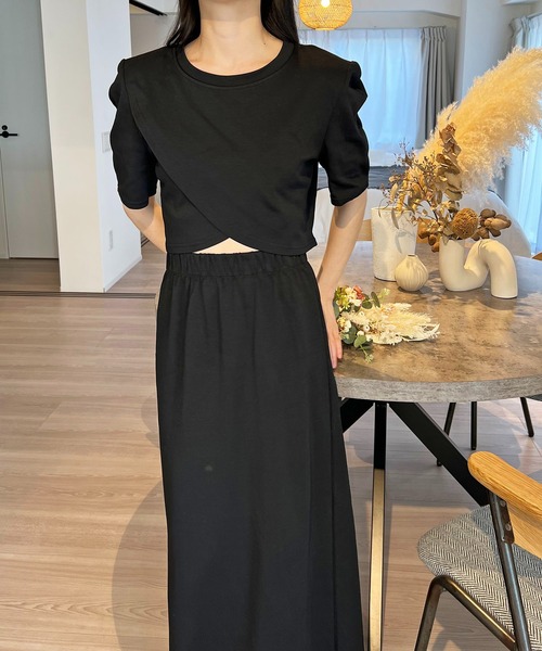Jewelobe（ジュエローブ）の「カシュクールヘムクロップドトップス×スカート セットアップ（セットアップ・レディース・ベージュ/杢グレー/ブラック・FREE）」の21枚目の写真