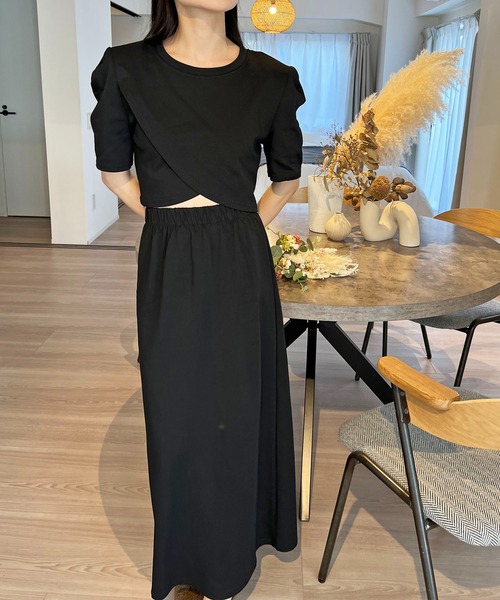 Jewelobe（ジュエローブ）の「カシュクールヘムクロップドトップス×スカート セットアップ（セットアップ・レディース・ベージュ/杢グレー/ブラック・FREE）」の22枚目の写真