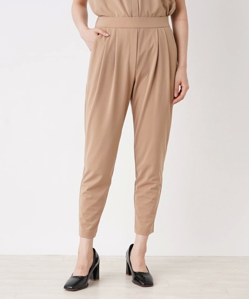 BEATRICE(ベアトリス)の「【BEATRICE】テーパードパンツ(その他パンツ・レディース・オフホワイト/ロイヤルブルー/Beige・1/2)」の3枚目の写真