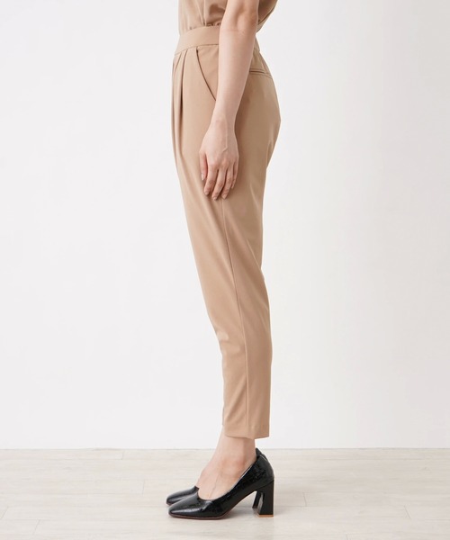 BEATRICE(ベアトリス)の「【BEATRICE】テーパードパンツ(その他パンツ・レディース・オフホワイト/ロイヤルブルー/Beige・1/2)」の13枚目の写真