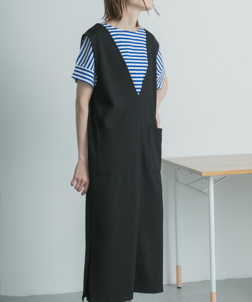 FORK&SPOON(フォークアンドスプーン)の「FORK&SPOON カットツイル2WAYジャンパースカート(ワンピース・レディース・ブラック/ベージュ系その他・1/2)」の19枚目の写真