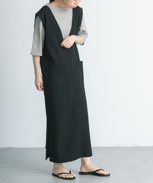 FORK&SPOON(フォークアンドスプーン)の「FORK&SPOON カットツイル2WAYジャンパースカート(ワンピース・レディース・ブラック/ベージュ系その他・1/2)」の20枚目の写真