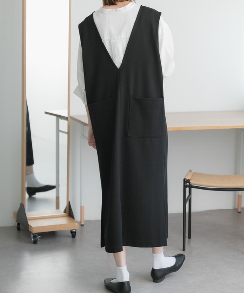 FORK&SPOON(フォークアンドスプーン)の「FORK&SPOON カットツイル2WAYジャンパースカート(ワンピース・レディース・ブラック/ベージュ系その他・1/2)」の8枚目の写真