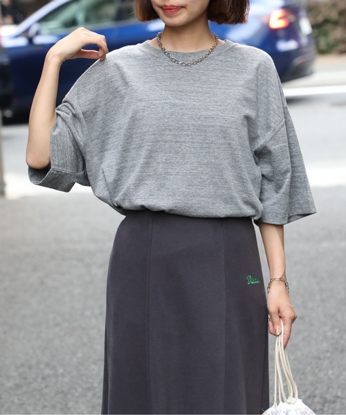United Athle(ユナイテッドアスレ)の「【United Athle】5.6オンス トライブレンド ビッグシルエット Tシャツ ※1105(Tシャツ/カットソー・メンズ・ヘザーグレー/ブラック/アッシュ/オフホワイト・L/XL/M)」の14枚目の写真