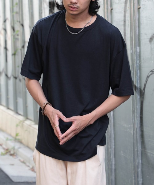 United Athle(ユナイテッドアスレ)の「【United Athle】5.6オンス トライブレンド ビッグシルエット Tシャツ ※1105(Tシャツ/カットソー・メンズ・ヘザーグレー/ブラック/アッシュ/オフホワイト・L/XL/M)」の11枚目の写真