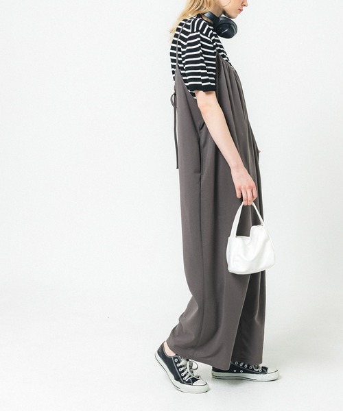 coca（coca）（コカ）の「カットジョーゼットサロペットワイドパンツ（サロペット/オーバーオール・レディース・ブラック/チャコール・M/L）」の9枚目の写真