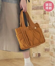 キルティング多ポケトートバッグ