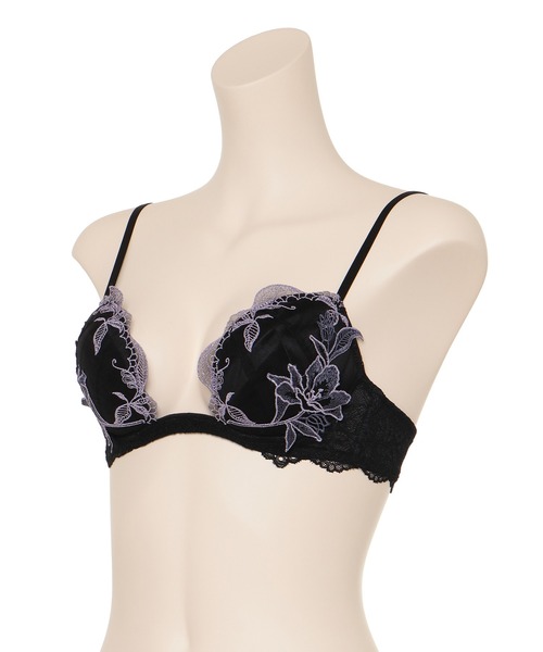 ☆Ravijour☆廃盤高級ラインnude D70-75Tバック☆セット - メルカリ