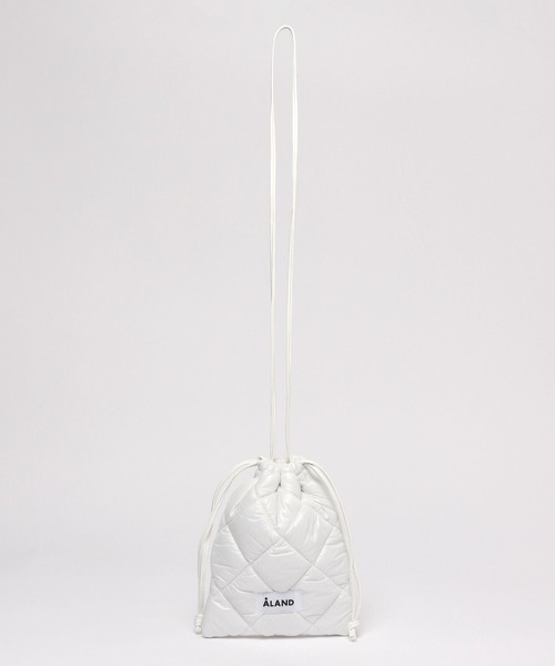 ALAND（エーランド）の「【UNISEX】ALAND／キルティングミニBAG 2974239（ショルダーバッグ・レディース・ホワイト/ベージュ/ブラック/オレンジ/ライトグレー/ピンクベージュ/ライトブルー/グリーン/ブルー/その他8/スカイブルー/シャーベット・ONE SIZE/FREE）」の2枚目の写真