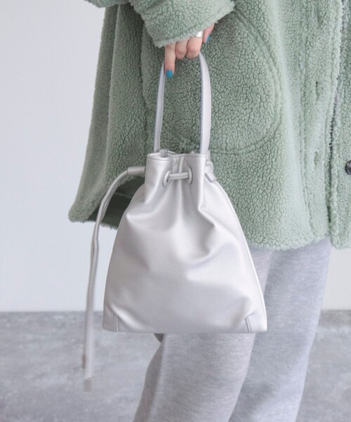 fredy emue（フレディエミュ）の「ドロストミニショルダーバッグ（ショルダーバッグ・レディース・ブラック系その他4/シルバー・FREE）」の3枚目の写真